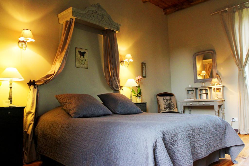 Chambres D'Hotes Du Presbytere La Bastide-l'Eveque エクステリア 写真